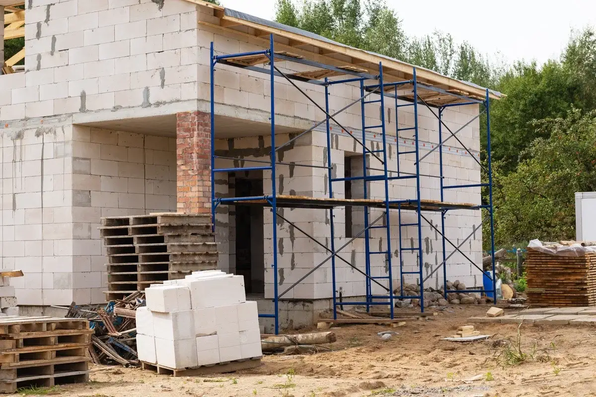 Возведение дома из газоблока фото