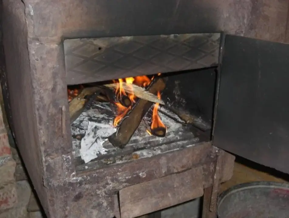 Дымит печка в доме фото 
